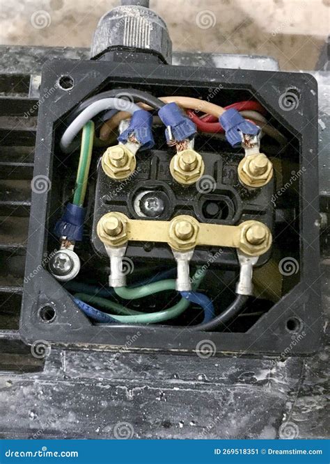 junction box orientation on electric motor|left or right motor motor.